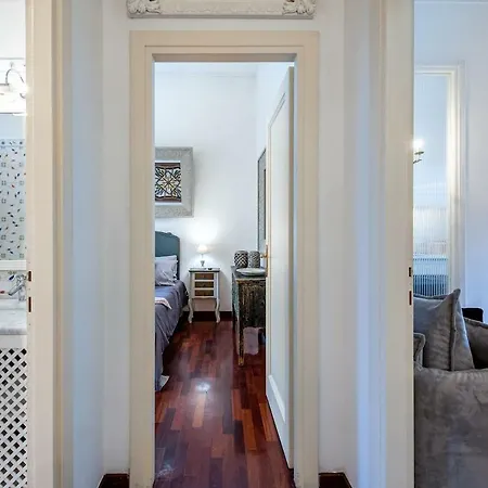 Luxury In Historical Building Lejlighed Rom