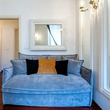 Lejlighed Luxury In Historical Building Rom